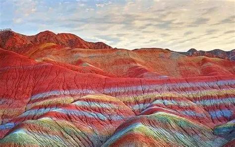 青土 白土|【地理探究】中华大地上的五色土都是什么样的？外国人眼中的“。